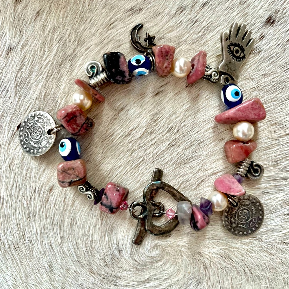 Evil Eye charm bracelet with heart “hook” closure